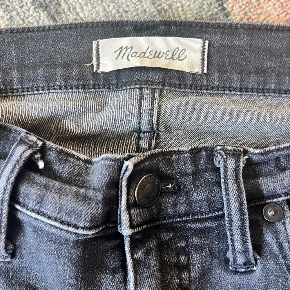 Madewell Black Distressed Skinny Jeans - Picture 3 of 8